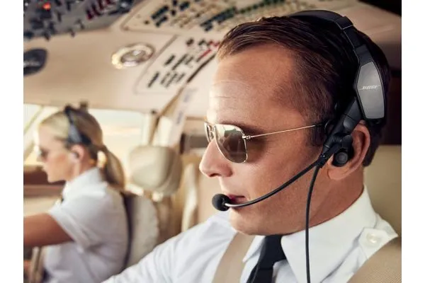 Bose® ProFlight Series 2 Aviation Bluetooth Headset, Dual GA Plug, Battery Power