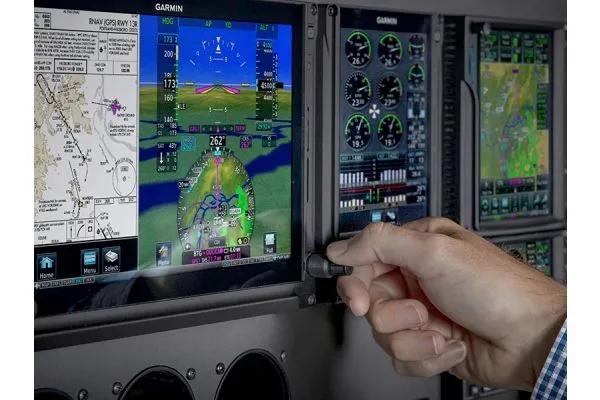 G600 TXi 10.6″ Primary Flight Display