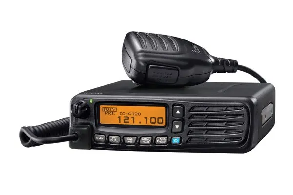 IC-A120 VHF Air Band Transceiver, with Hangar, Mic & Adapter , Non-TSO